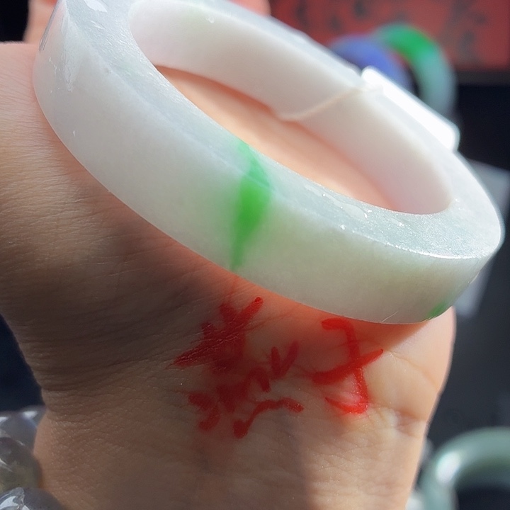 定制翡翠手镯未镶嵌