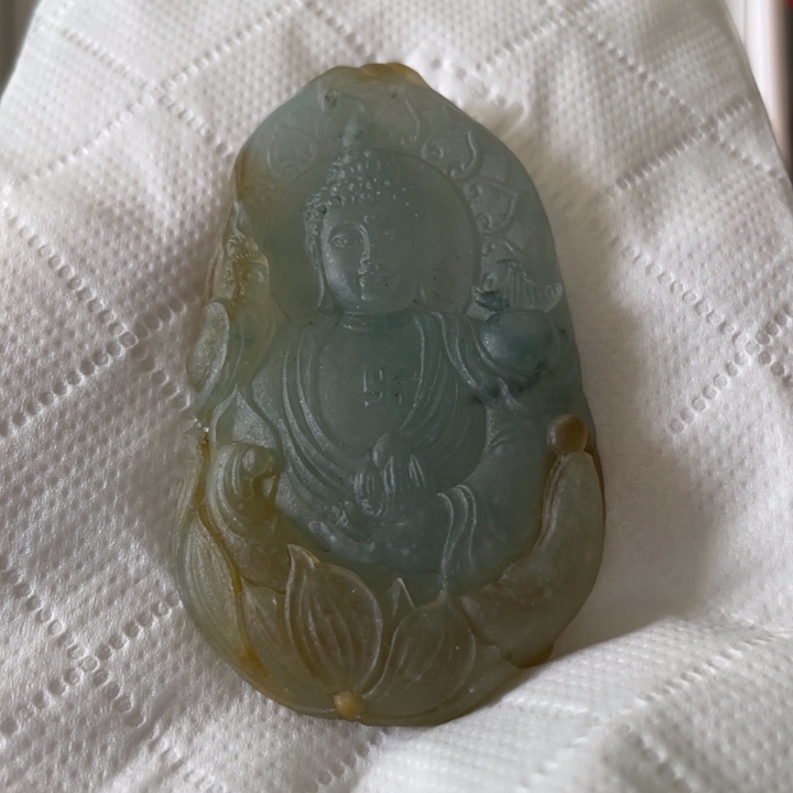 定制翡翠未镶嵌佛观天下 毛货 无鉴赏期