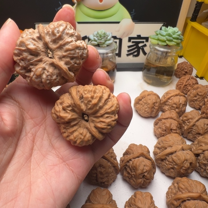 奥***卡吊坠文玩核桃精品蛤蟆精品链接