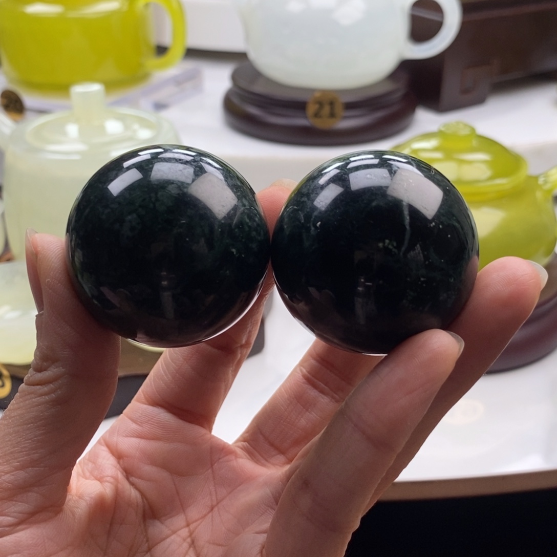 岫玉未镶嵌四大名玉手球