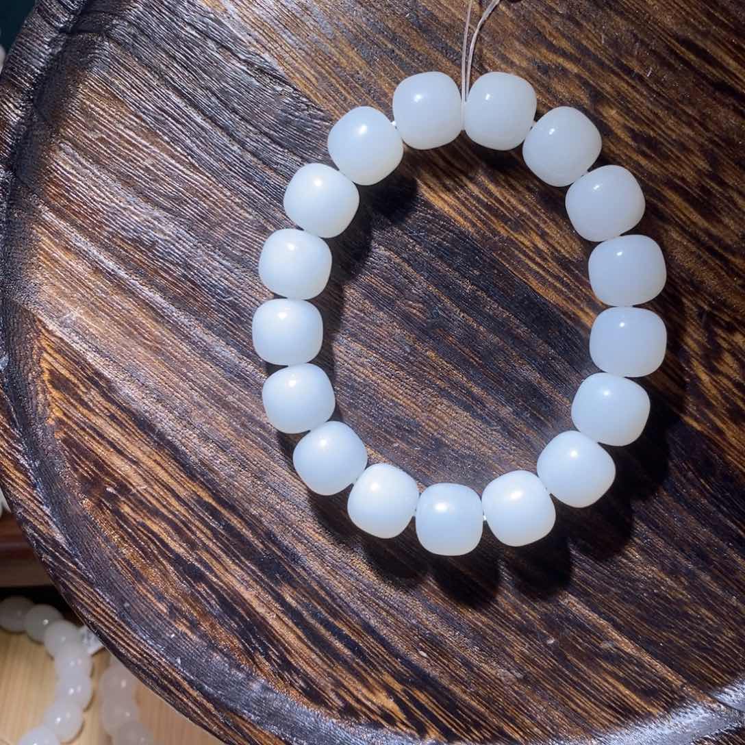 和田玉手串未镶嵌卡13俄白老型