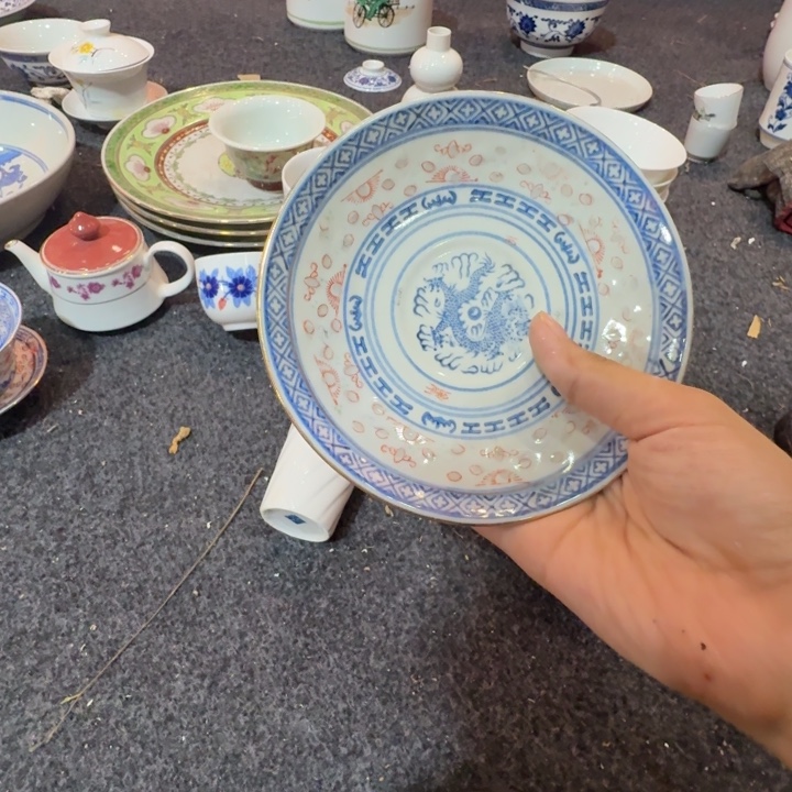 景德镇的陶瓷瓷器