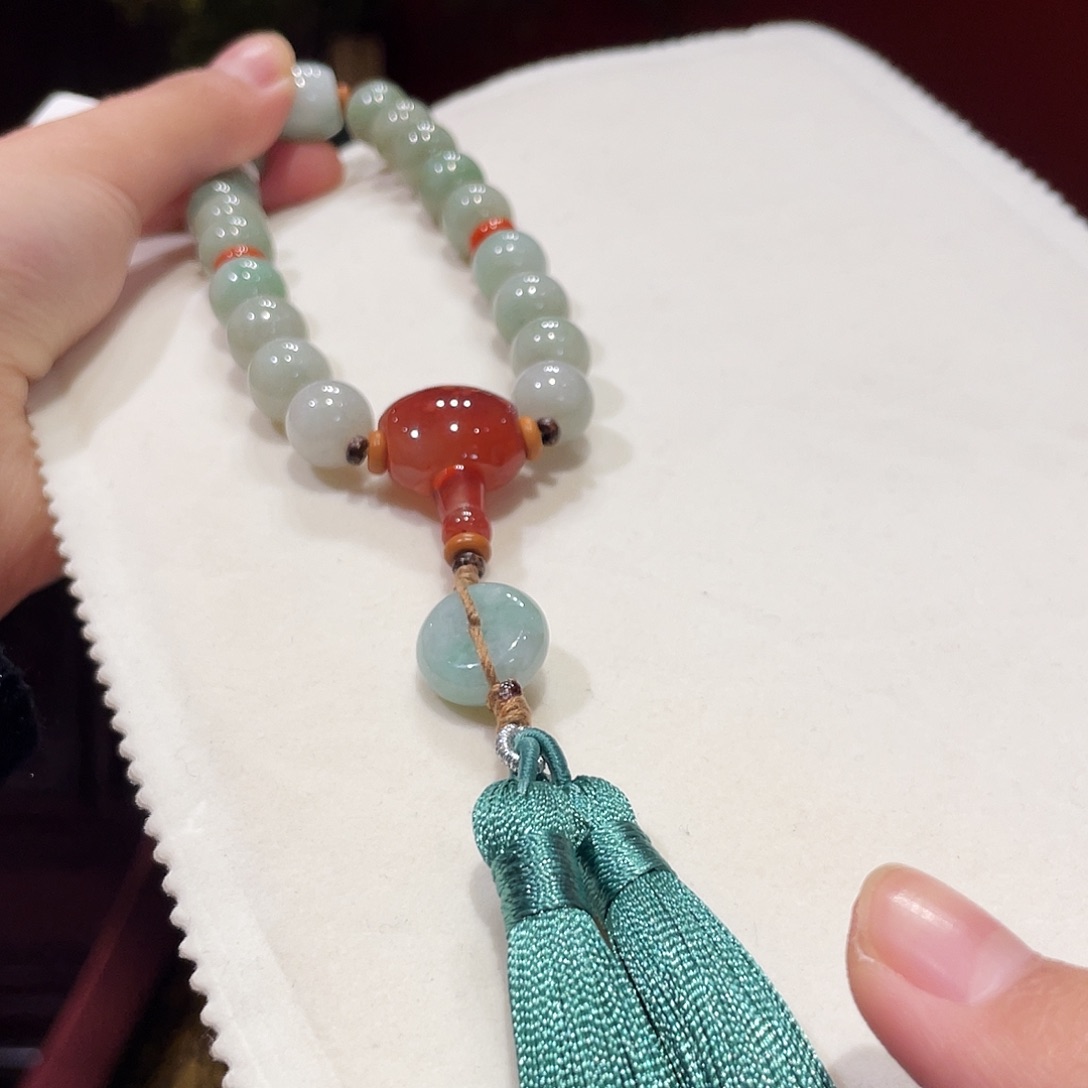 翡翠未镶嵌挂件翡翠