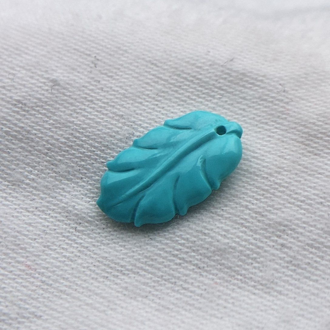 绿松石颈饰未镶嵌