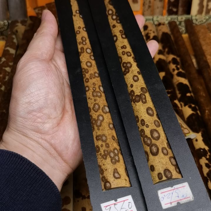 扇子黑边白花梅鹿扇子料