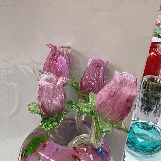 琉璃花瓶高45厘米宽9厘米