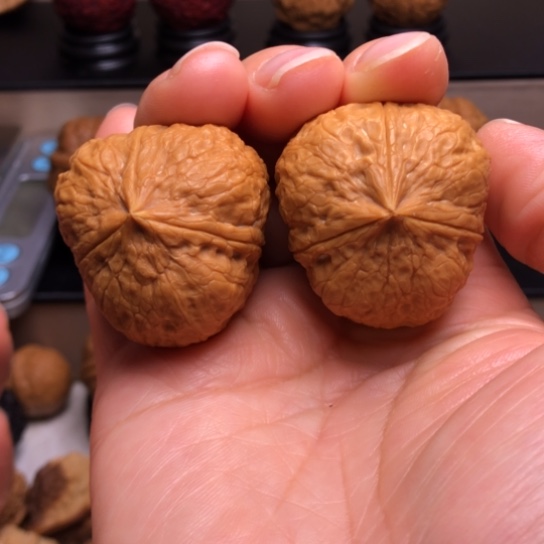 文玩核桃把件御宝三楞27