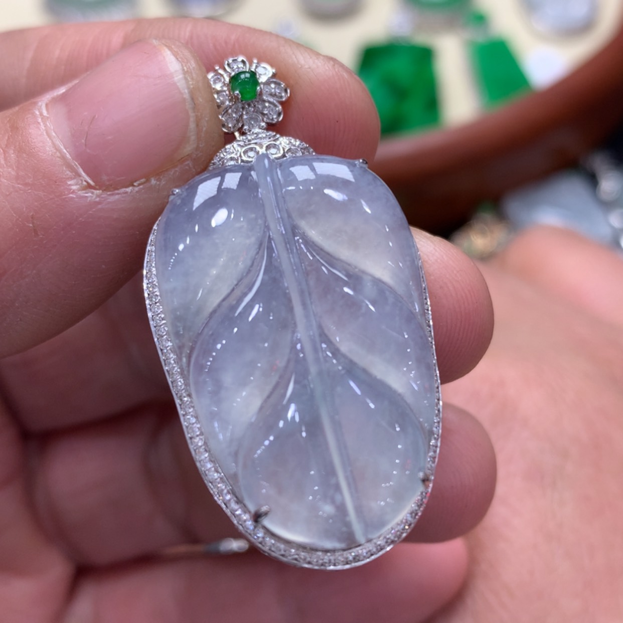 【闪购商品】翡翠颈饰18K金镶嵌叶子