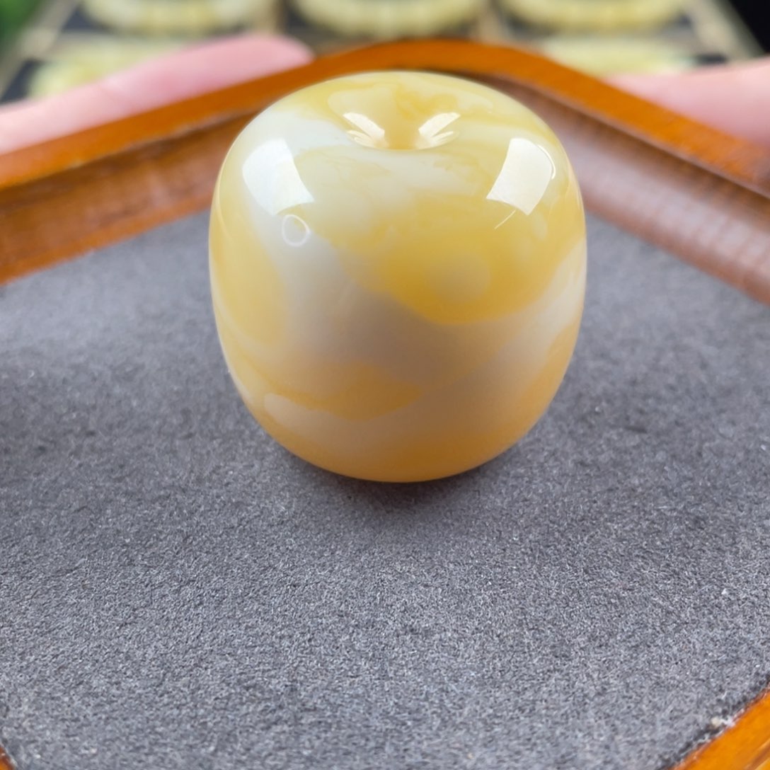 琥珀颈饰未镶嵌蜜蜡吊坠