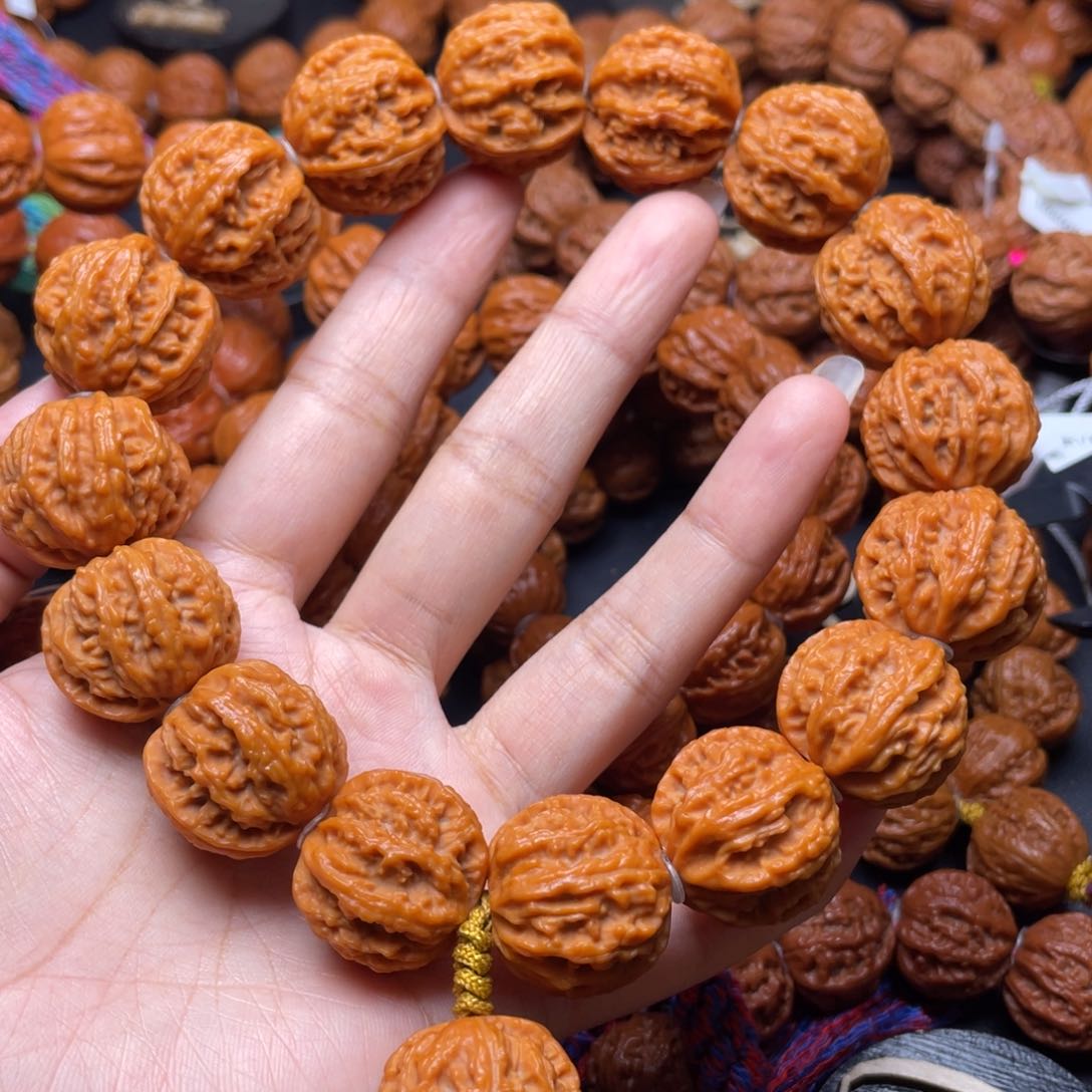 文玩核桃手串M****粗筋111