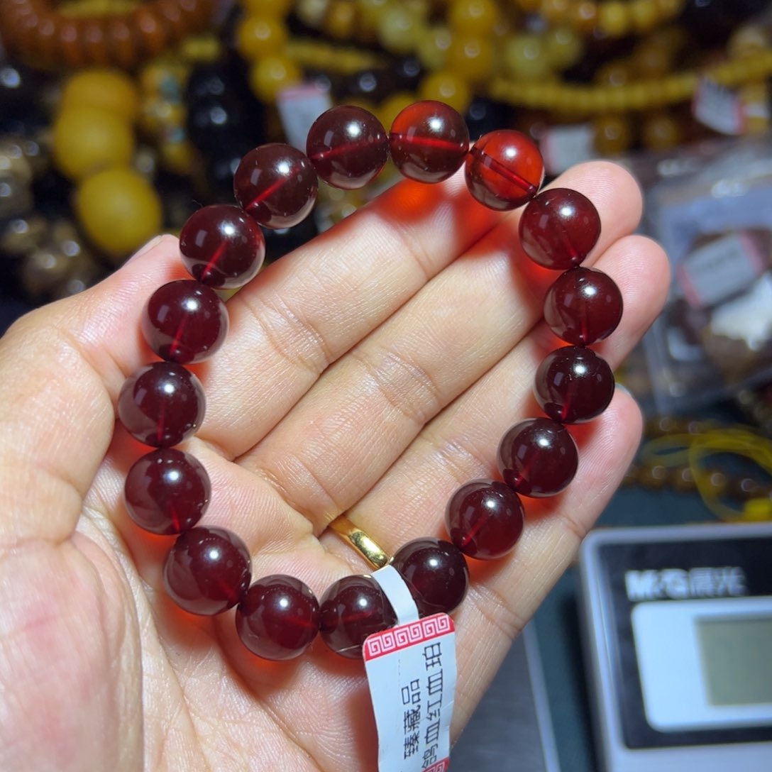 未镶嵌琥珀珠宝奇石306