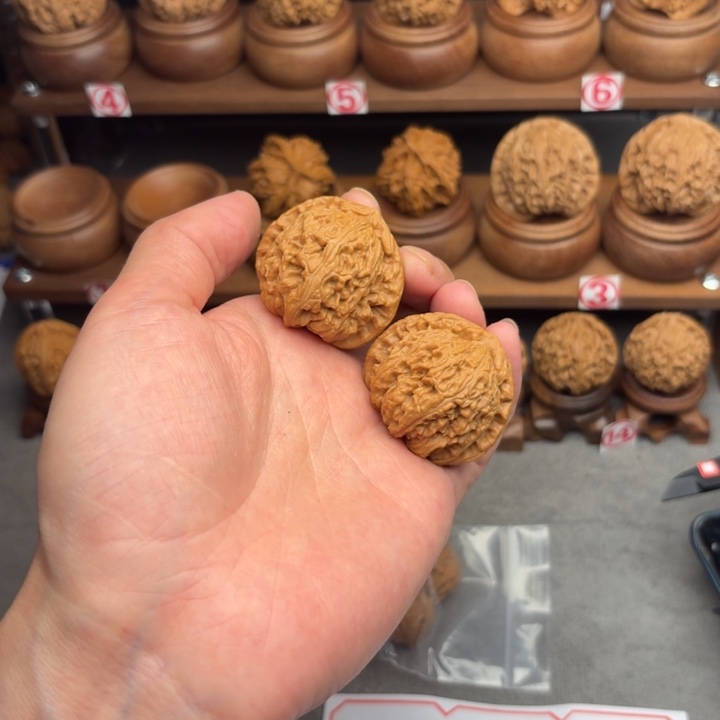 吊坠文玩核桃白狮子