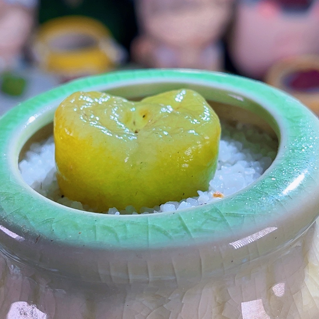 2.8cm单颗毛汉尼绿色