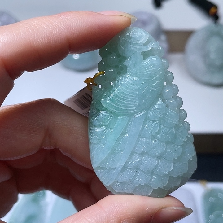 翡翠未镶嵌颈饰翡翠