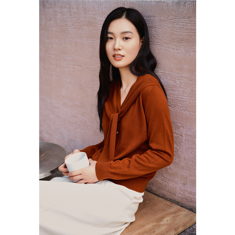 YINER音儿2025春季新款雅丹风拼接假两件针织衫套头8C65106326