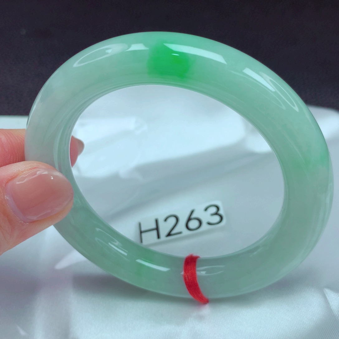 翡翠手镯未镶嵌手镯88