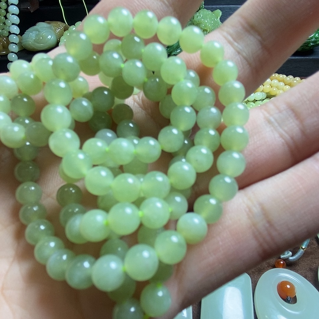 和田玉未镶嵌项链