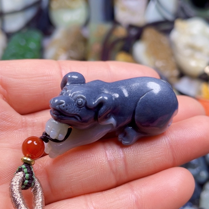 和田玉挂件未镶嵌