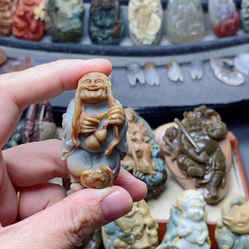 【闪购商品】定制石英质玉吊坠未镶嵌