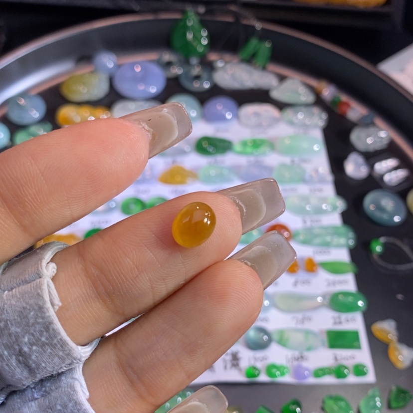 【闪购商品】翡翠未镶嵌挂件蛋面