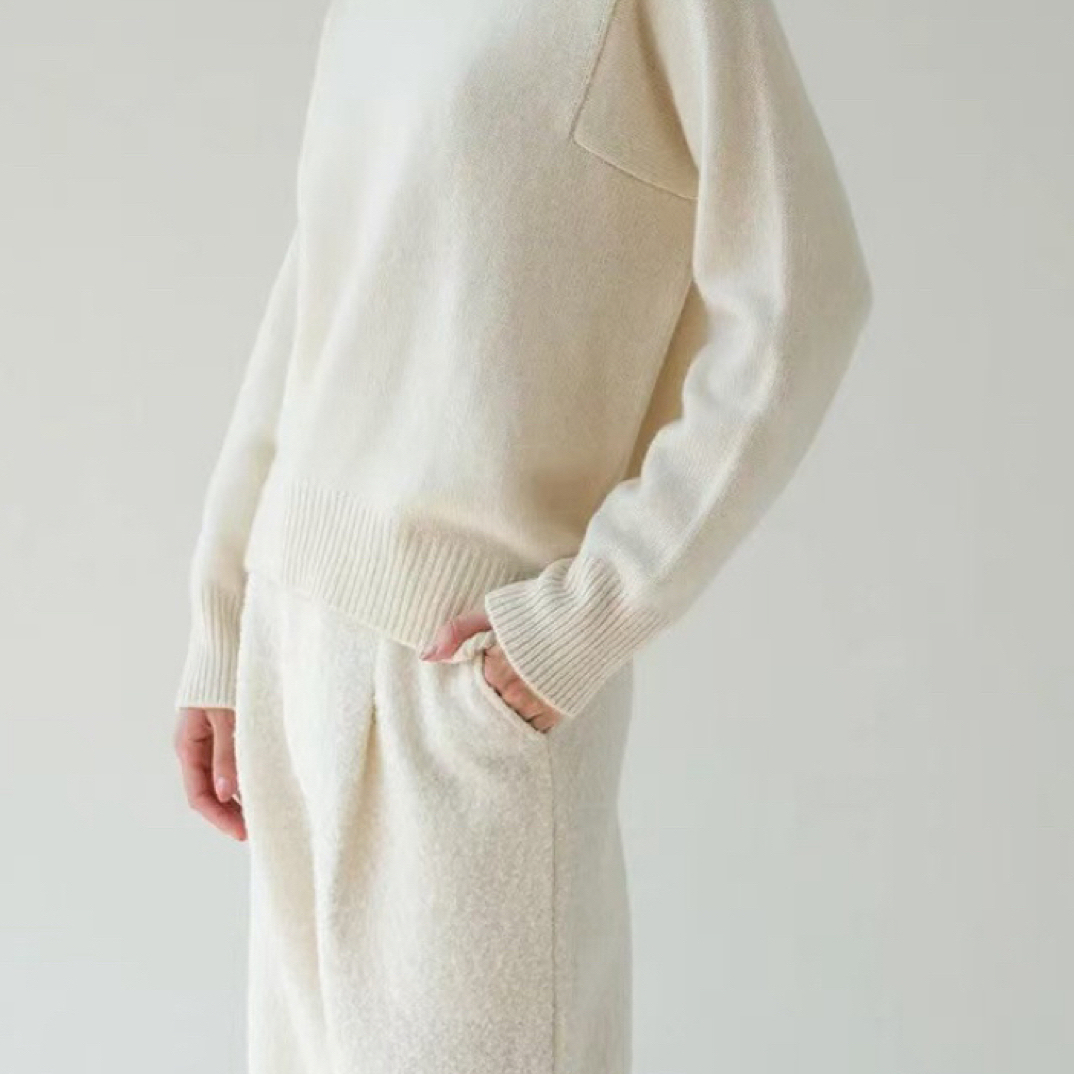 U领杏色针织打底！！专拍链接