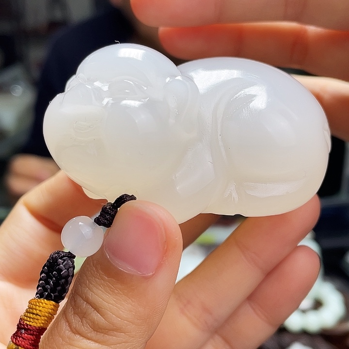 石英质玉挂件未镶嵌