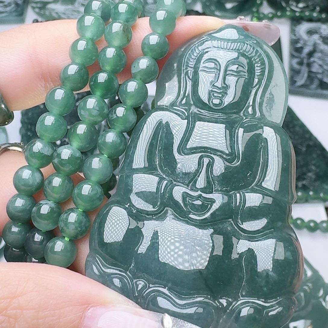 翡翠未镶嵌颈饰111