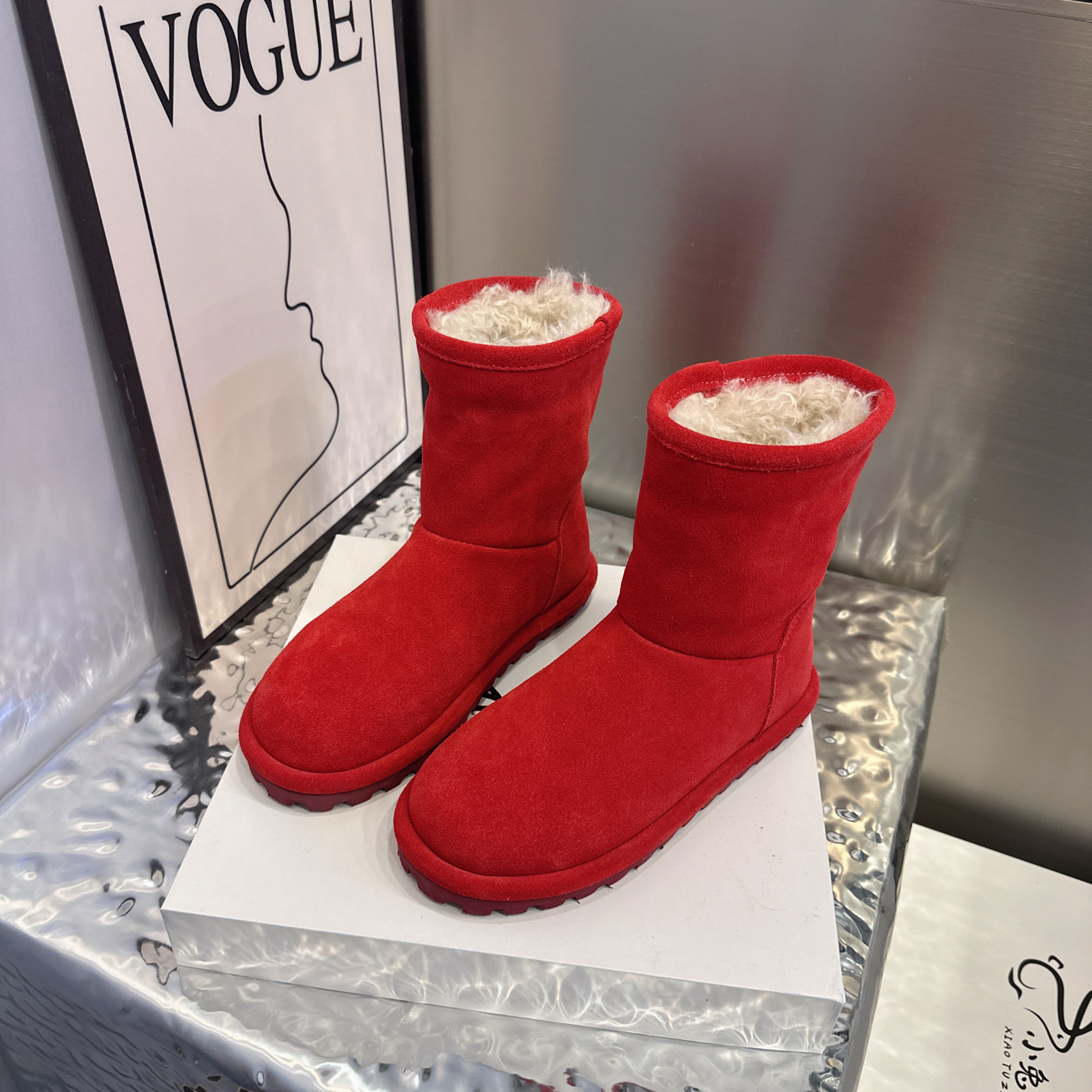 时尚雪地靴短筒时尚百搭冬季高帮中筒保暖短靴雪地棉女士真皮加绒