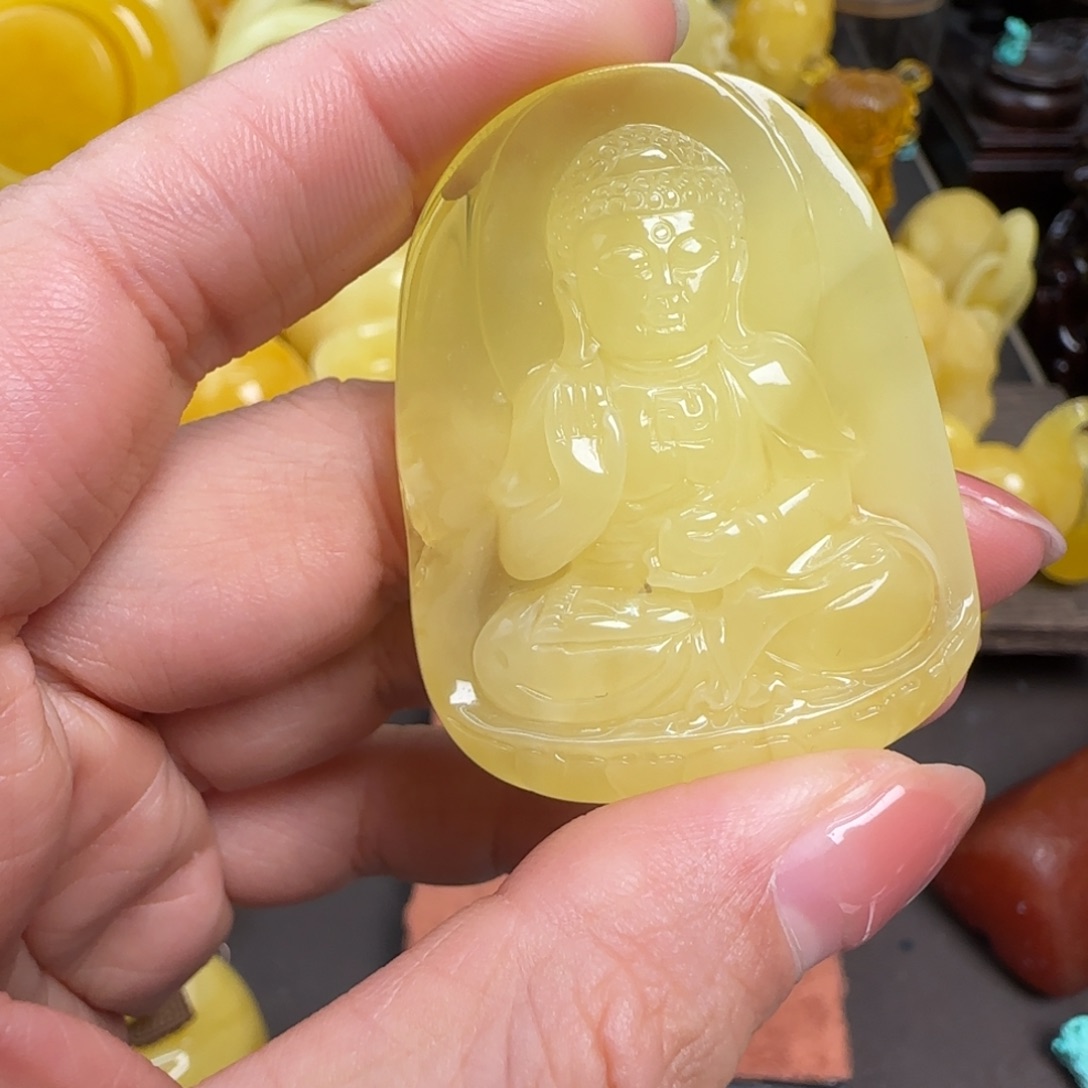 蜜蜡未镶嵌珠宝奇石