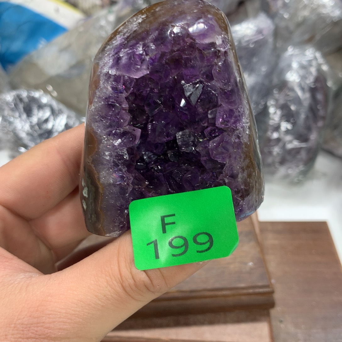 紫晶大型摆件（非配饰）未镶嵌