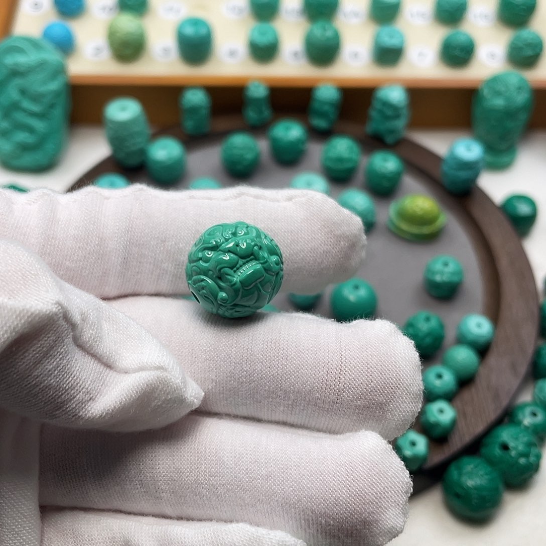 用***9原生态精工配饰，直径15