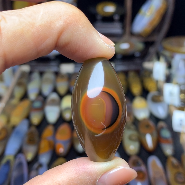 玛瑙/玉髓颈饰未镶嵌