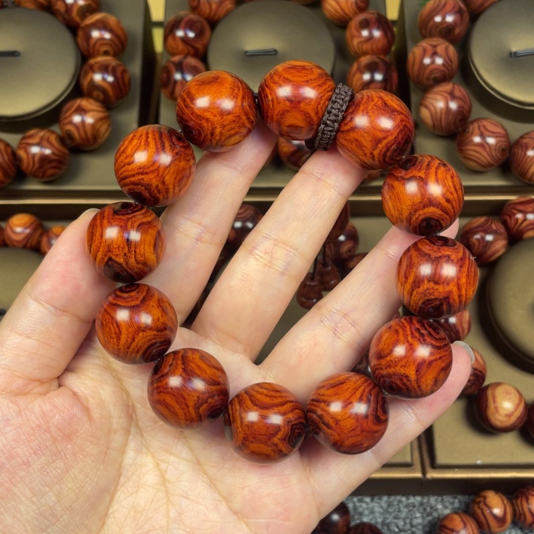 花梨木类丽****娃2.0对眼……