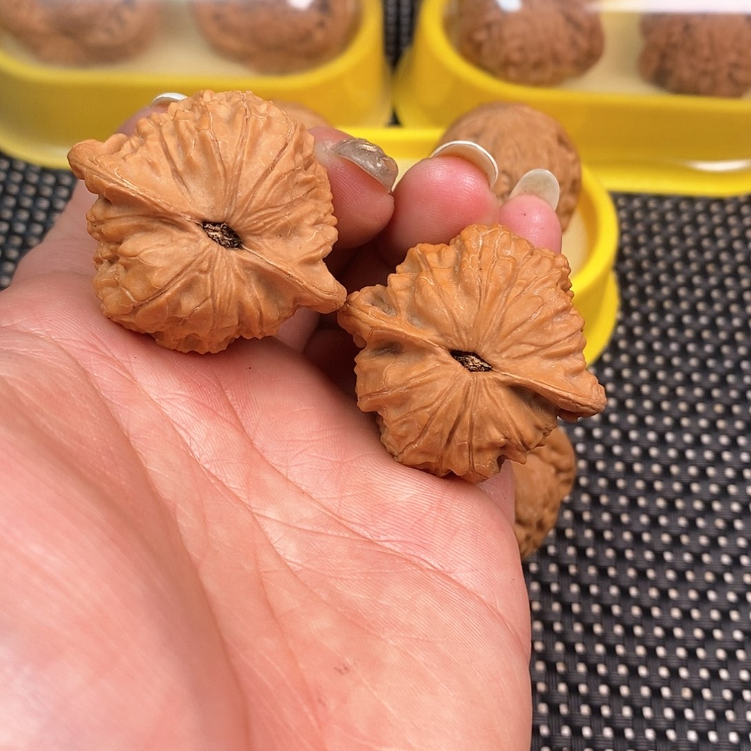 文玩核桃吊坠公子帽全品