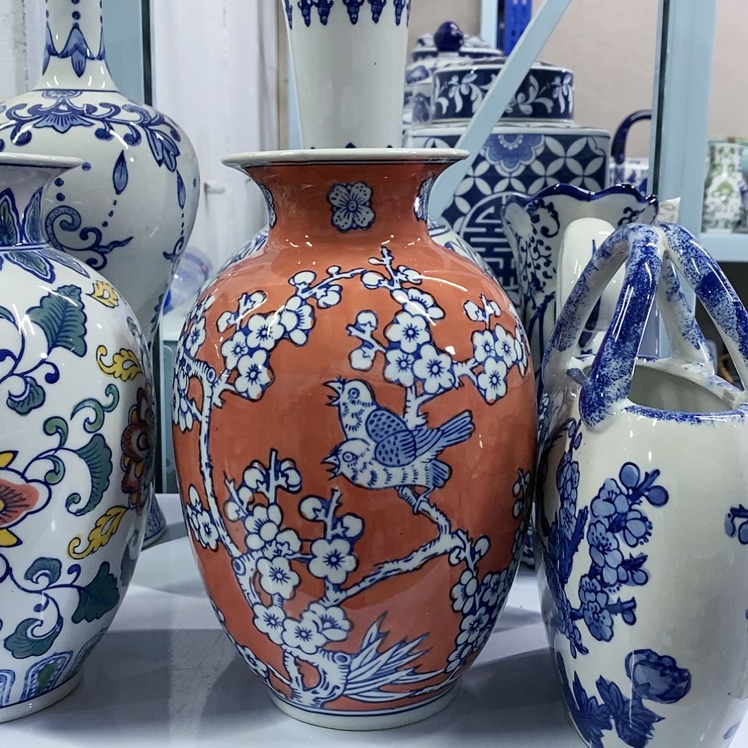 【闪购商品】摆件喜上眉梢花瓶瓷器………………………………