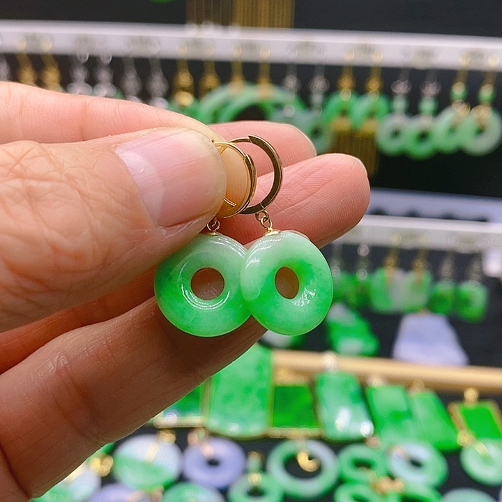 翡翠耳饰18K金镶嵌耳坠