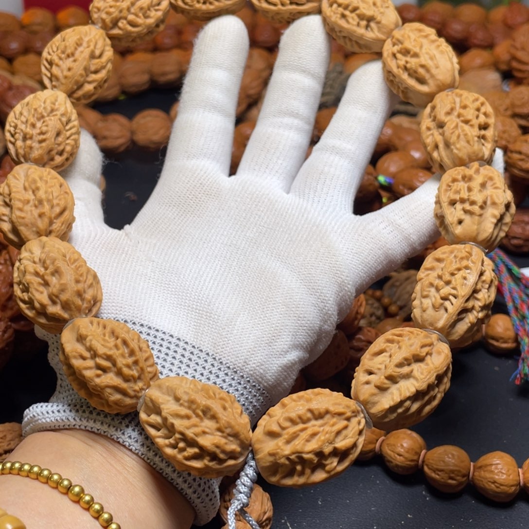 文玩核桃手串用****1龙骨