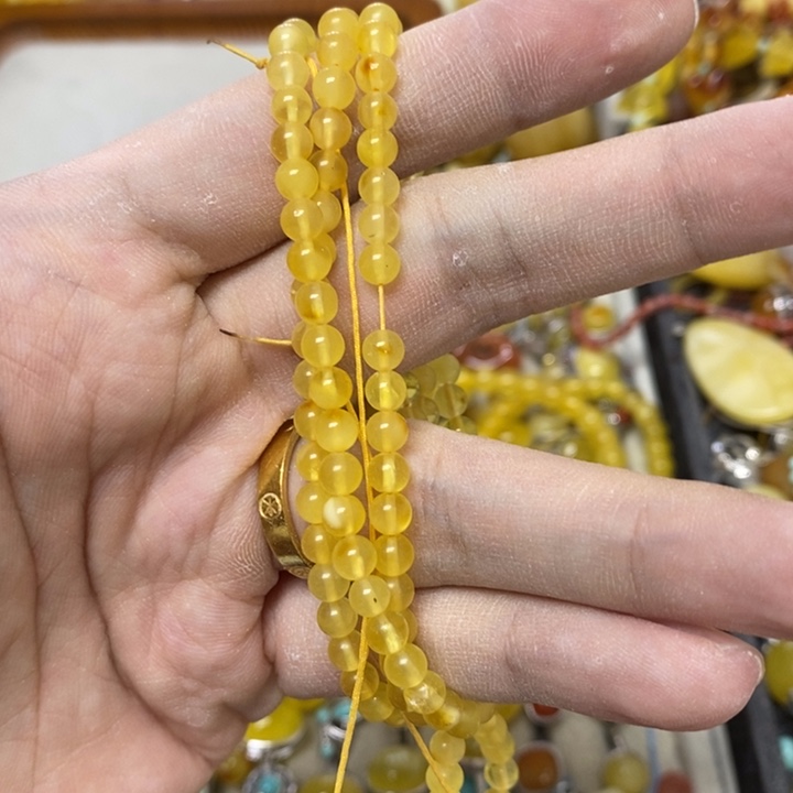 未镶嵌蜜蜡裸石多样性发货