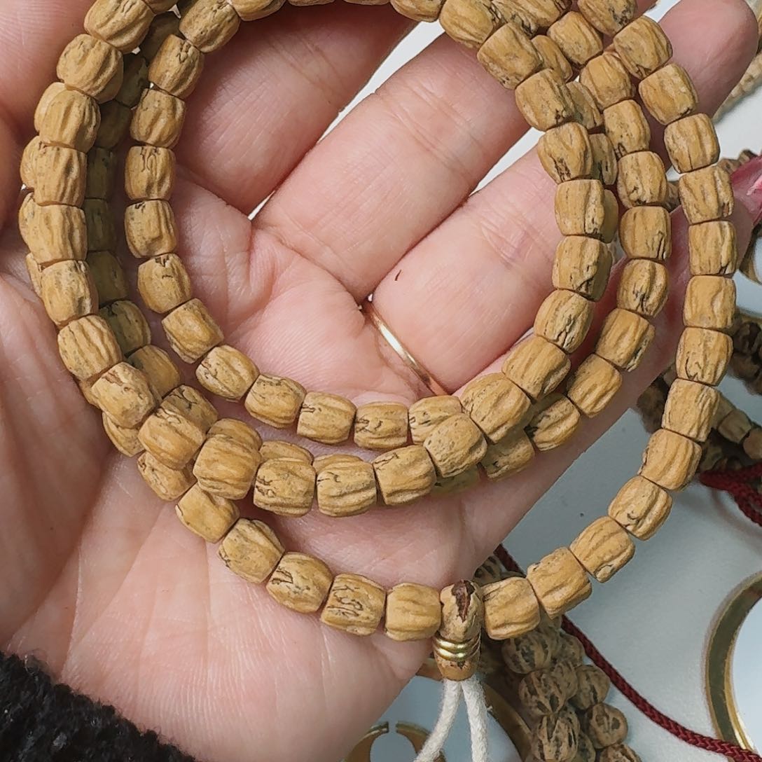 柏香籽/百香籽吊坠豪***?