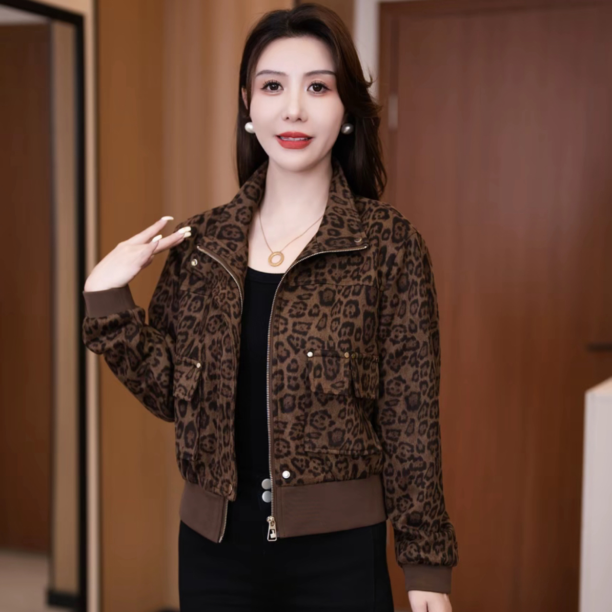 豹纹外套女2025年春秋季新款短款小香风时尚百搭外衣洋气上衣