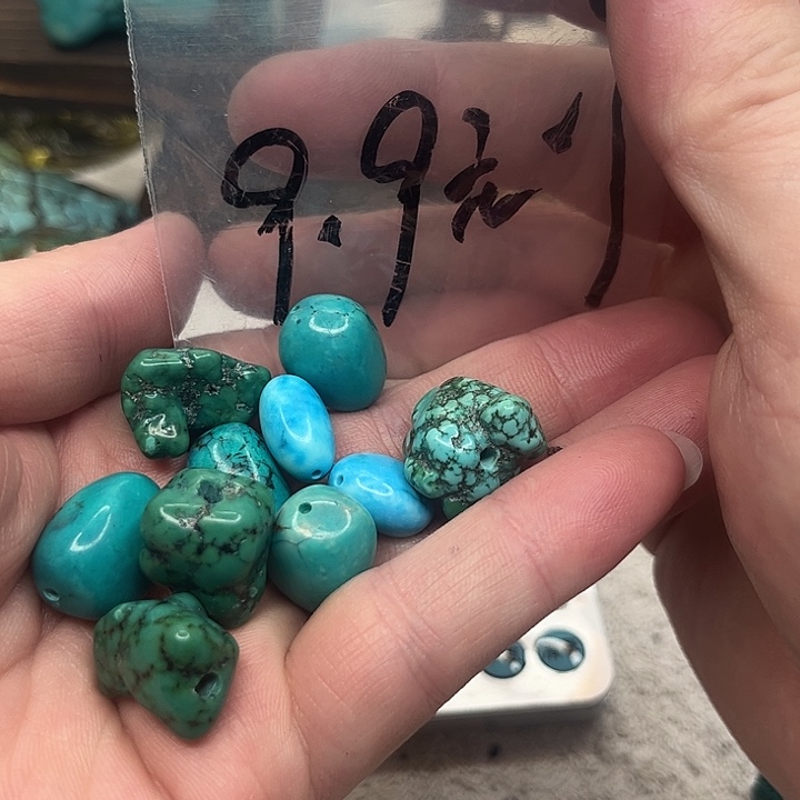 南红玛瑙未镶嵌珠宝奇石