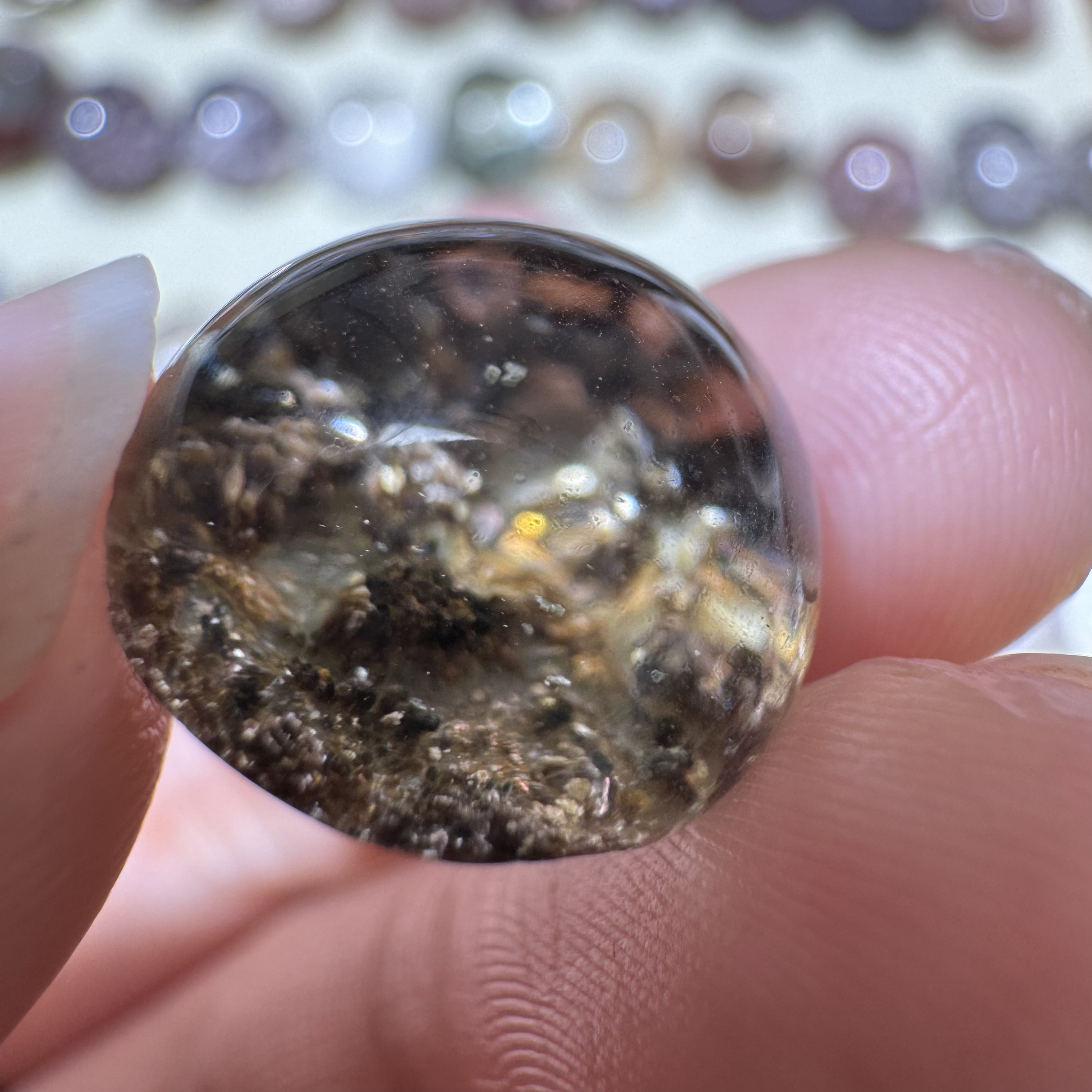 定制款天然水晶绿幽灵蛋面