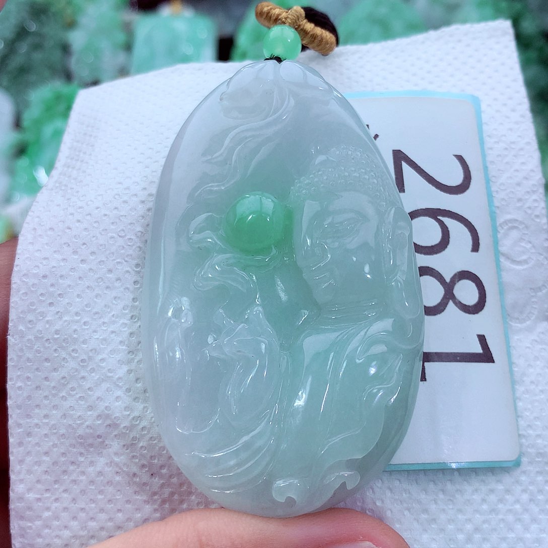 吊坠(不含链)未镶嵌翡翠