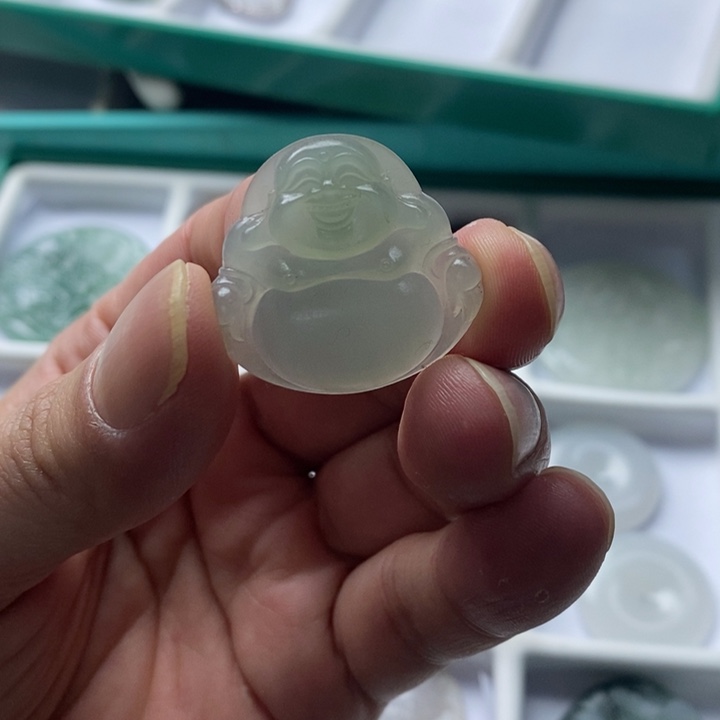 翡翠未镶嵌手链佛