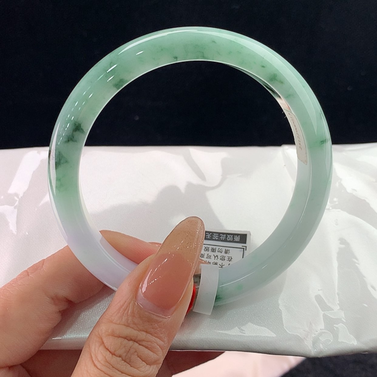 【闪购商品】未镶嵌手镯翡翠正62.8