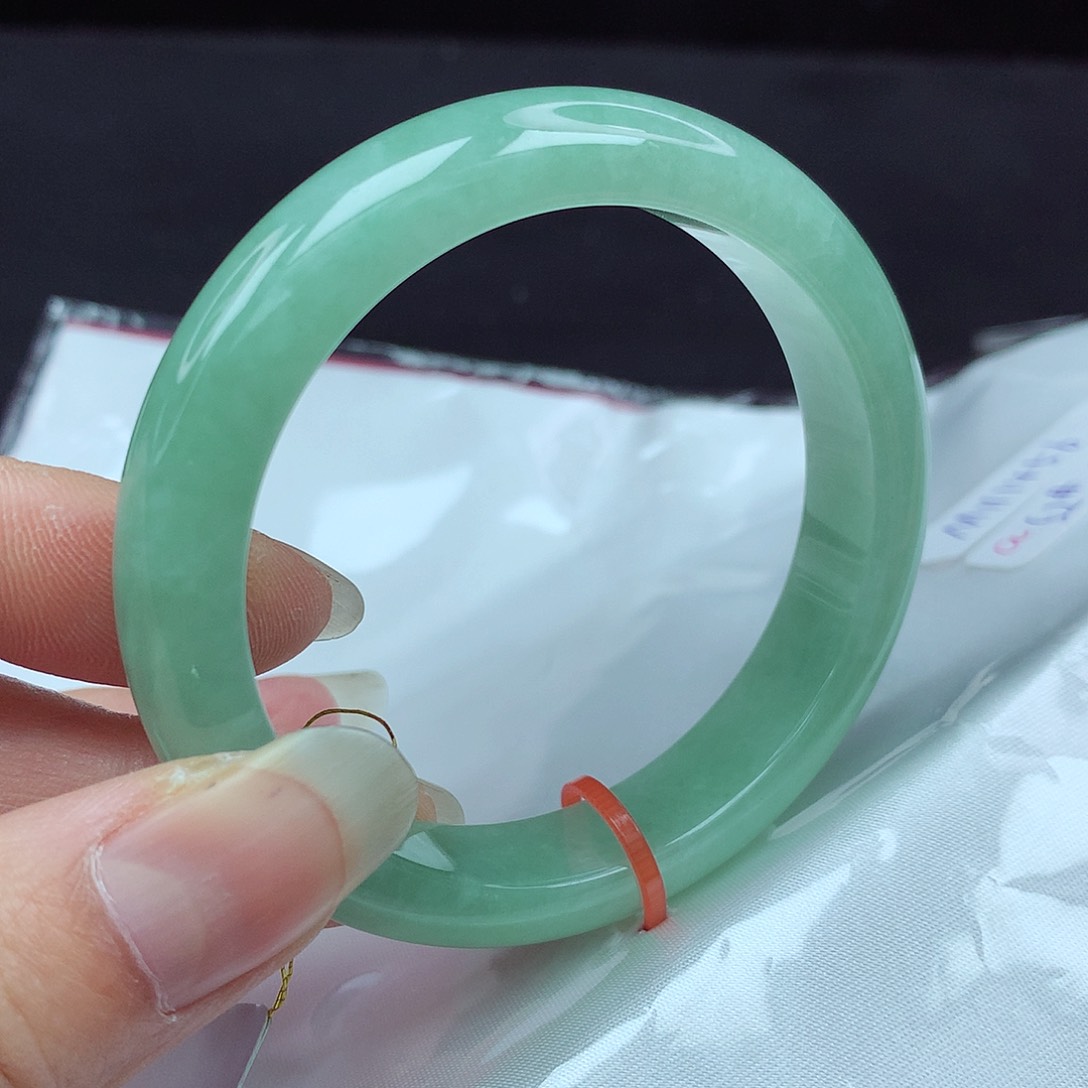 翡翠手镯未镶嵌52圈+456
