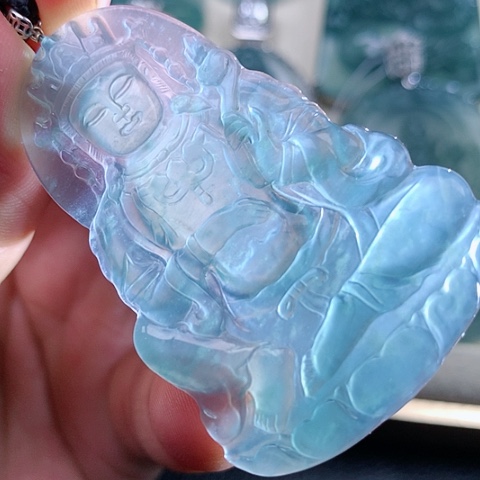 【闪购商品】翡翠颈饰18K金镶嵌天然翡翠