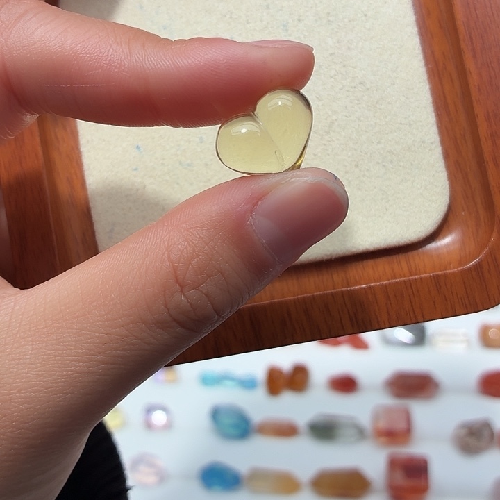 银S925镶嵌水晶珠宝半成品黄水屁桃