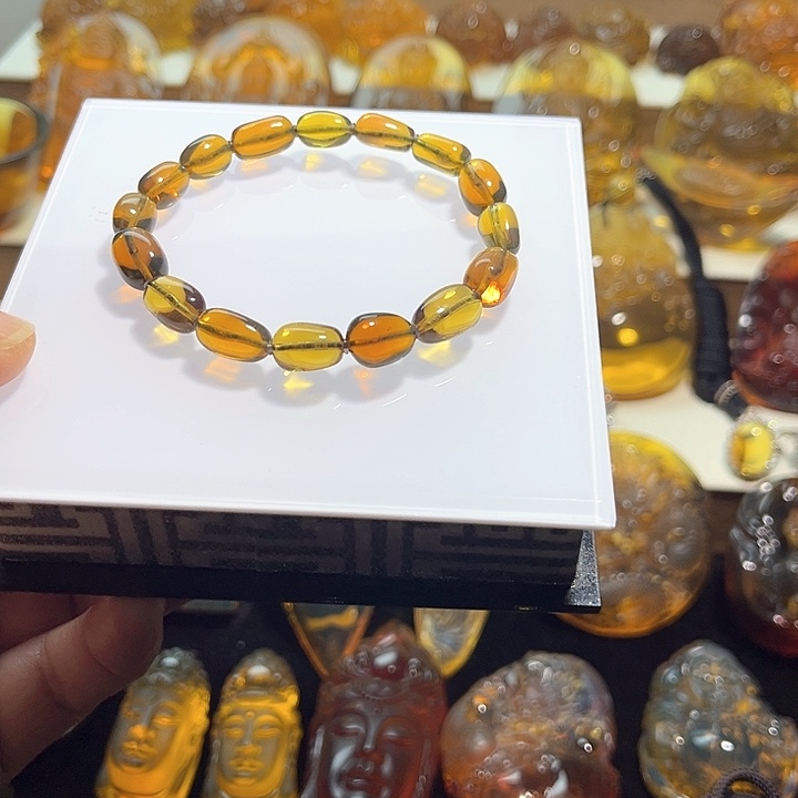 琥珀颈饰未镶嵌茶珀随形手串
