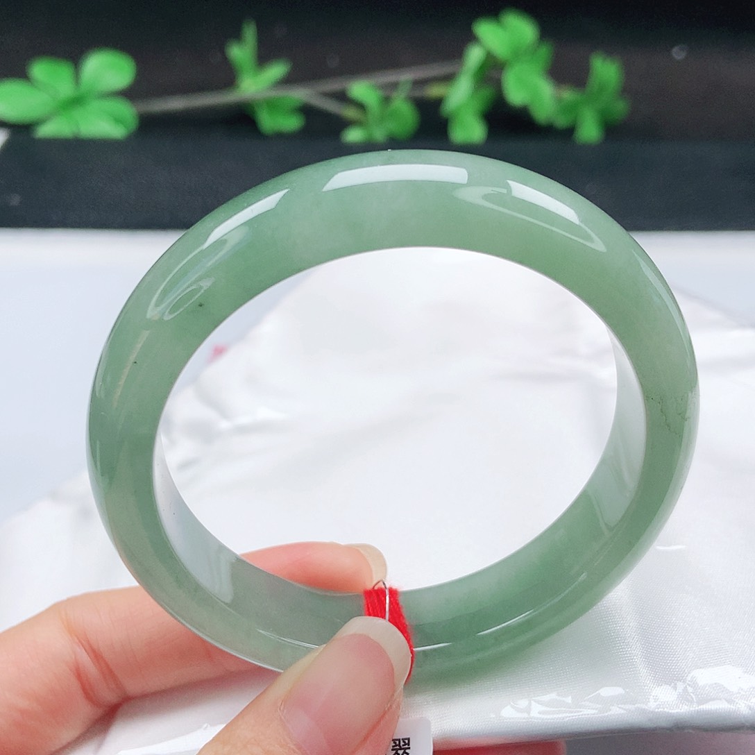 未镶嵌手镯翡翠58圈